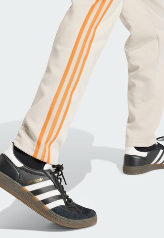 ADIDAS PERFORMANCE - Slimfit Pantalón deportivo 'FC Bayern' en beige