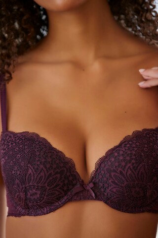 Push-up Soutien-gorge VIVANCE en violet