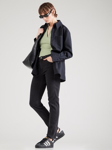 Coupe slim Jean 'PIPER' WRANGLER en noir