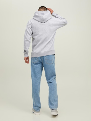 Sweat-shirt 'Star' JACK & JONES en gris