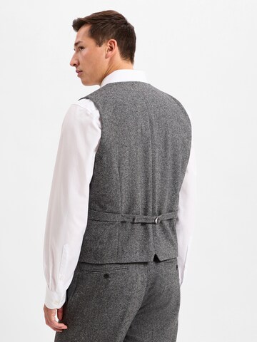 Andrew James Gilet 'William ' in Grijs