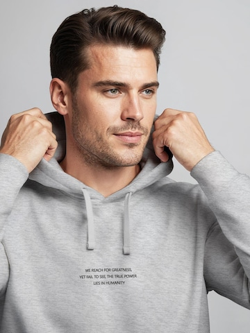 Neverless Sweatshirt 'Hands' in Grau