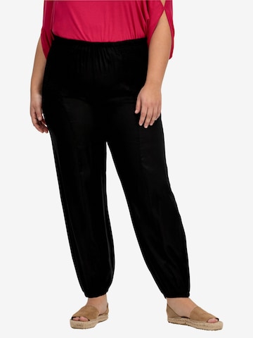 SHEEGO Tapered Pants in Black: front