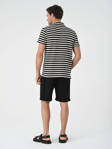 Antioch - Slim Fit Camisa em bege