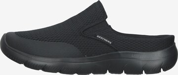 SKECHERS Clogs in Schwarz