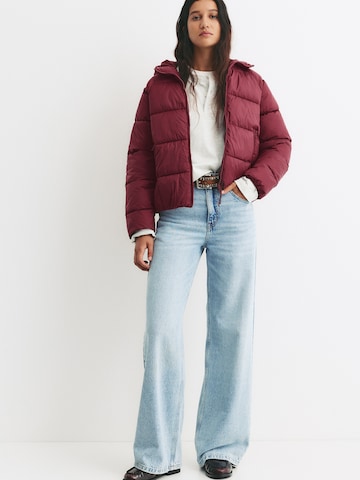 Pull&Bear Between-season jacket in Red: front