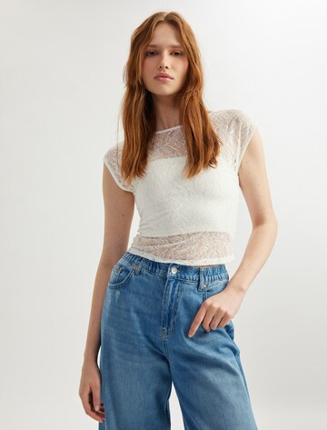 Koton Shirt in White: front
