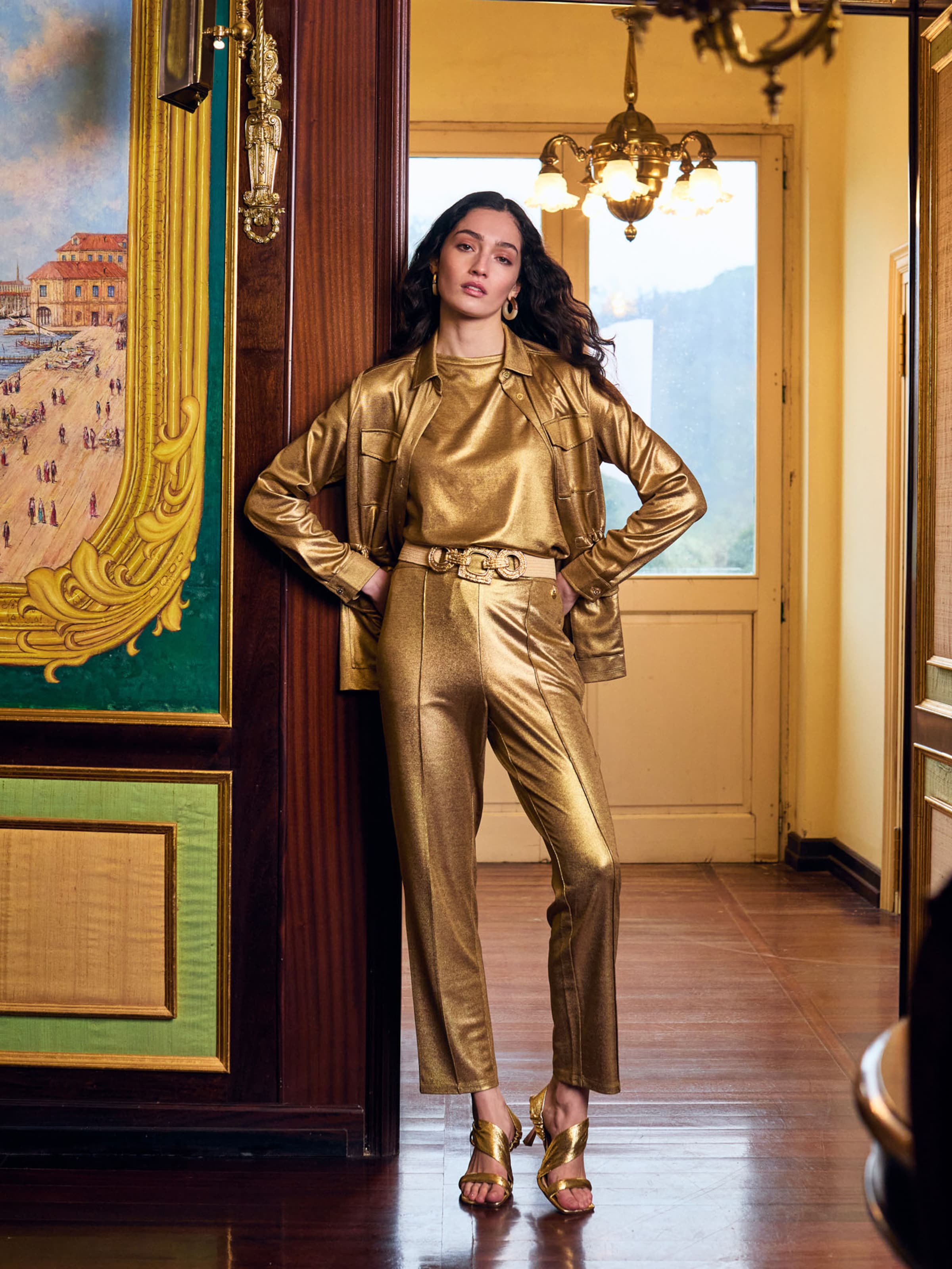 Lola Casademunt tavaline Chino-püksid, värv Kuld