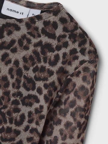 T-Shirt NAME IT en marron