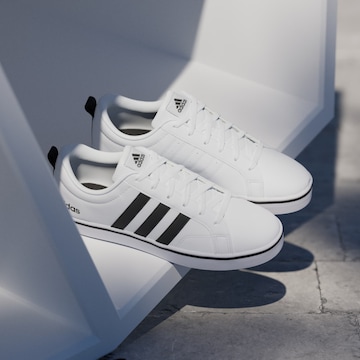 Sneaker low 'VS Pace 2.0' de la ADIDAS SPORTSWEAR pe alb