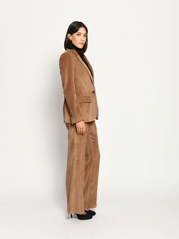 White Label by RoFa Flared Pants in Brown