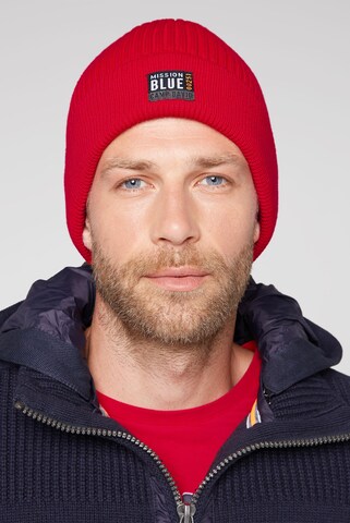 CAMP DAVID Beanie in Red: front