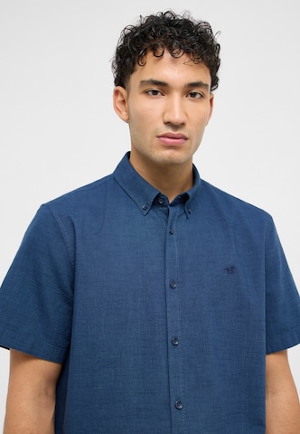 MUSTANG Regular fit Button Up Shirt in Blue