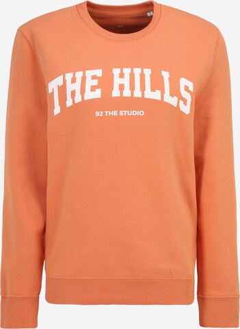 92 The Studio Sweatshirt in Oranje: voorkant