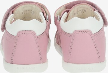 GEOX Sandale 'Macchia' in Pink