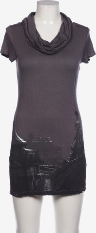 zero Dress in M in Grey: front