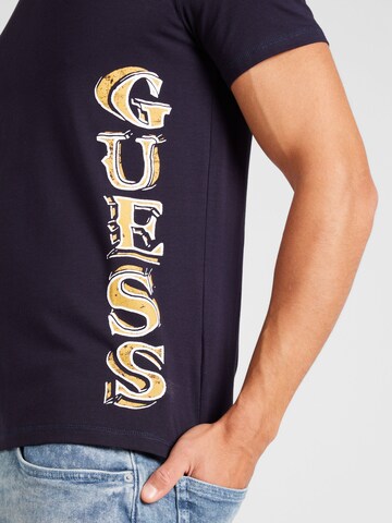 GUESS T-shirt i blå