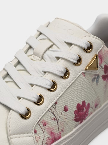 ALDO Låg sneaker 'SADDIE' i vit