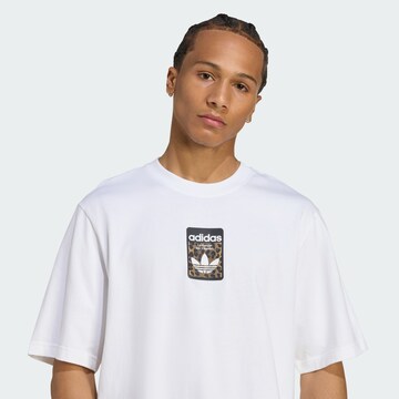 ADIDAS ORIGINALS Тениска 'Leo' в бяло