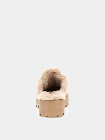 GUESS Mules 'Yaneta' in Brown
