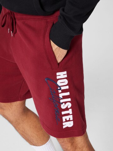 HOLLISTER Normální Kalhoty 'EMEA' – červená