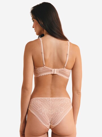 ETAM Triangel N°3 – Push-up-BH in Wickeloptik 'Panama' in Pink
