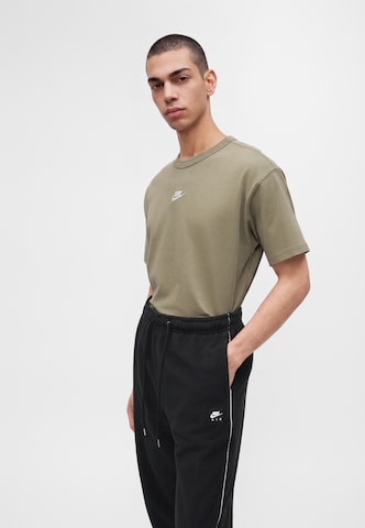 Effilé Pantalon 'Air' Nike Sportswear en noir