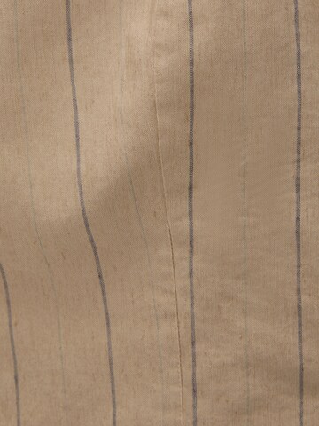 Pull&BearPrsluk od odijela - smeđa boja