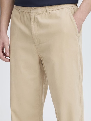Kronstadt Loosefit Chino 'Alicante' in Beige