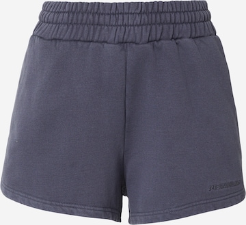 Pegador Shorts 'WILUNA' in Blau: Vorderseite