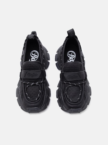 Teniși 'Saturn' de la BUFFALO pe negru