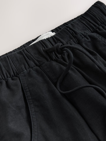 Next Barrel Pleat-front trousers in Black