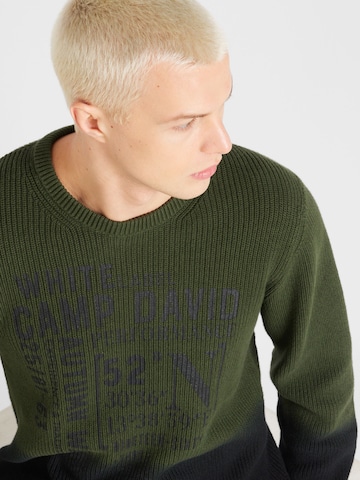 CAMP DAVID - Pullover em verde