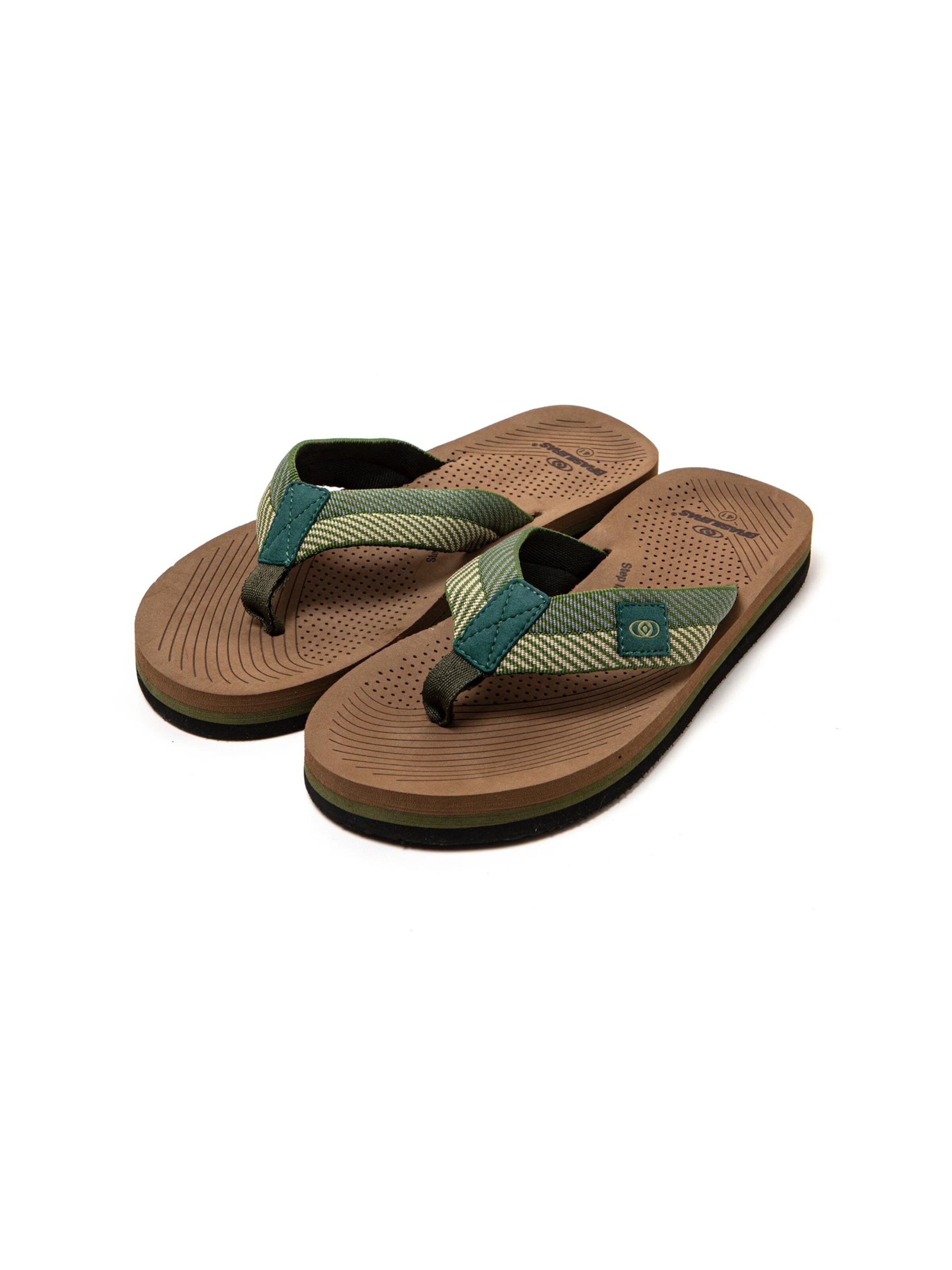 Brasileras Beach & Pool Shoes 'Maverick' in Green
