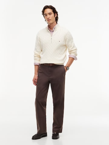 regular Pantaloni chino 'DOVER ESSENTIAL' di TOMMY HILFIGER in marrone: frontale