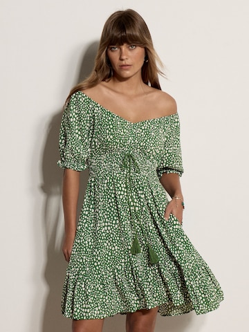 Apricot Dress ' ' in Green: front