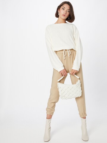 Karo Kauer Sweatshirt i beige