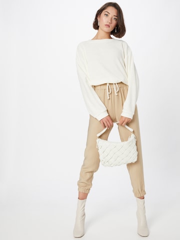 Karo Kauer Sweatshirt i beige