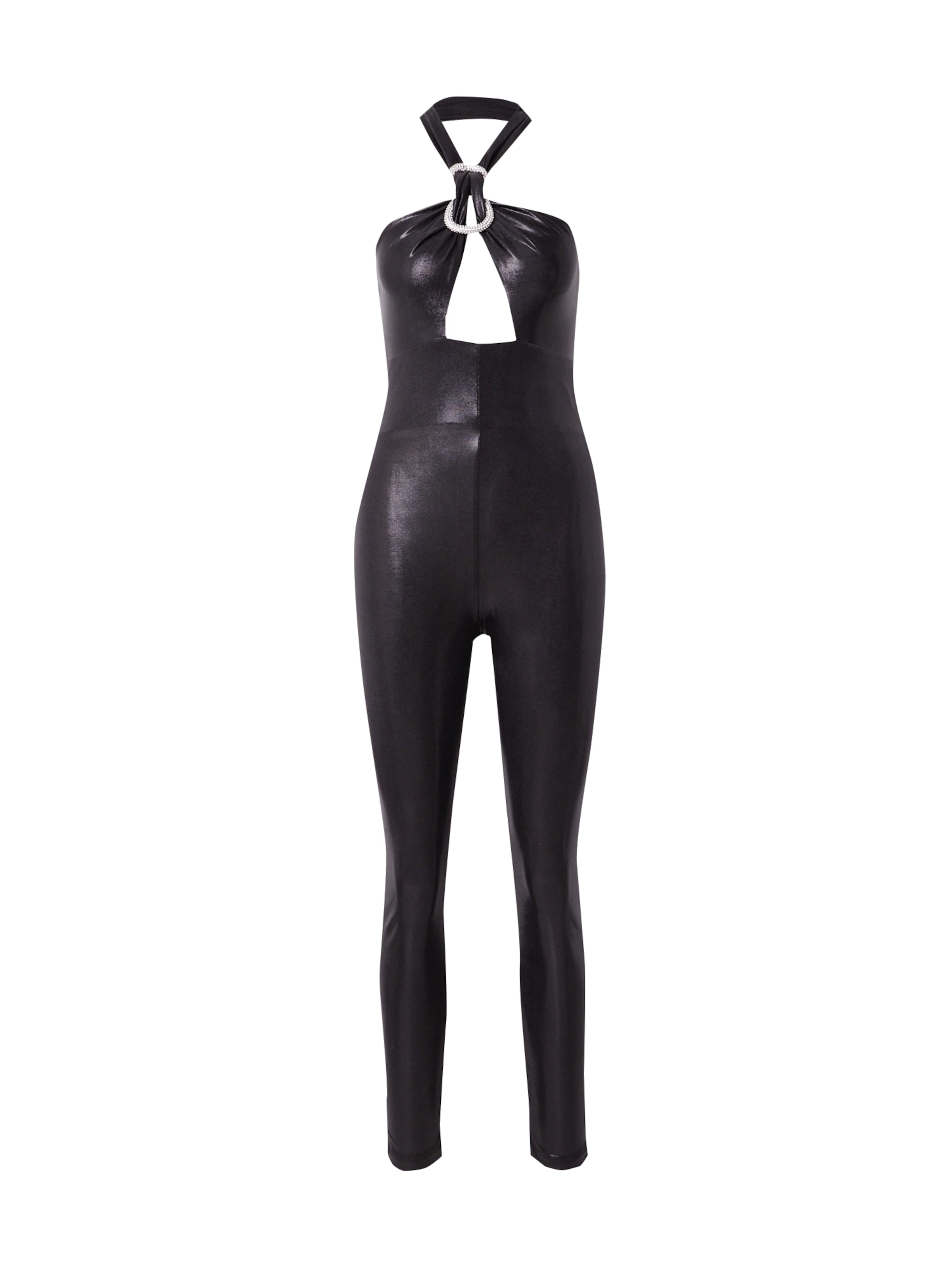 Chiara Ferragni - Macacões em preto: frente