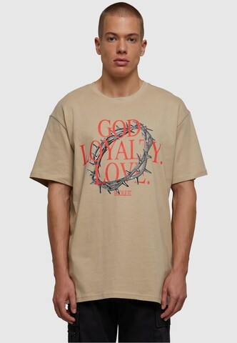 T-Shirt 'God Loyalty Love' MT Upscale en beige : devant