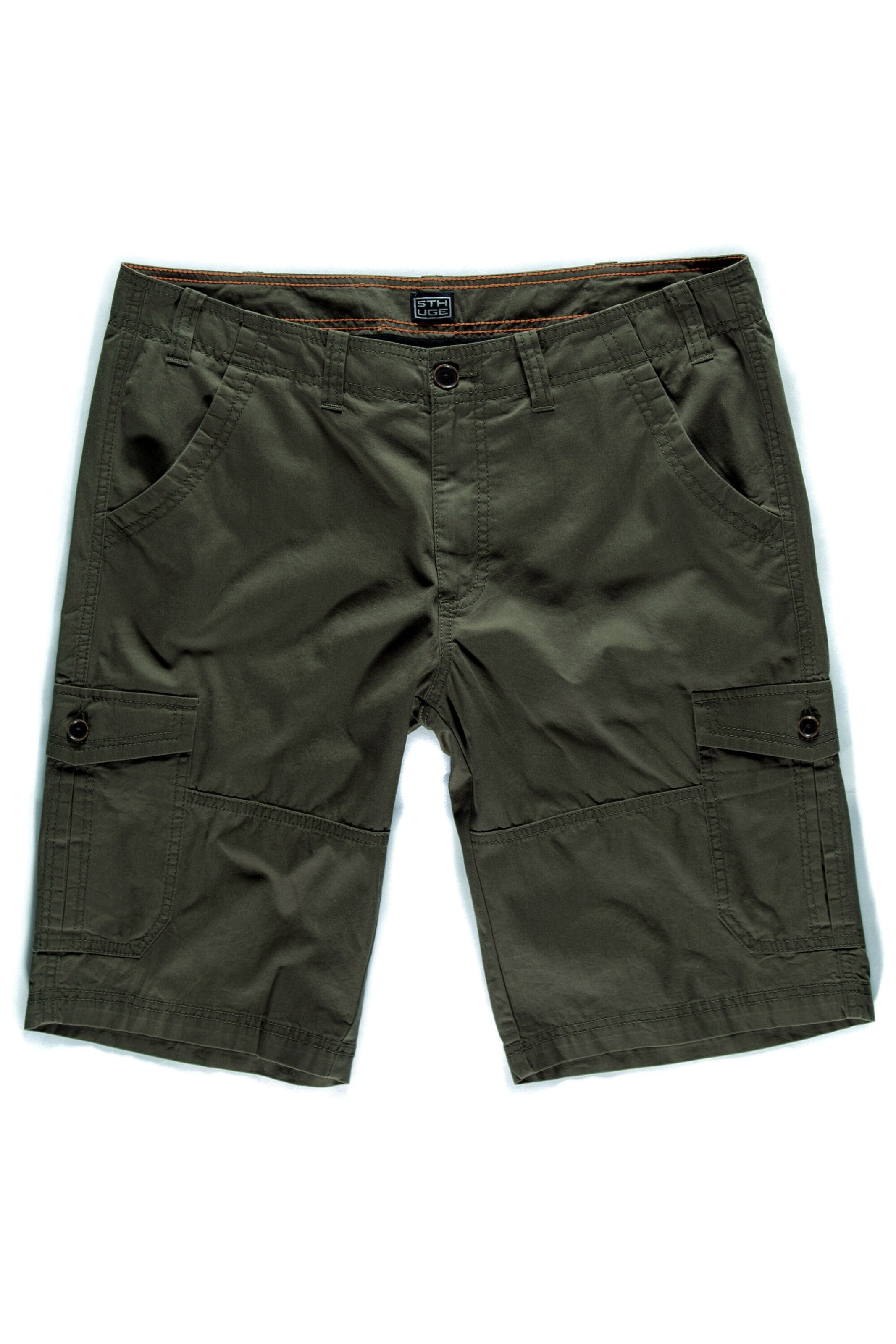 STHUGE Regular Cargo trousers in Green: front