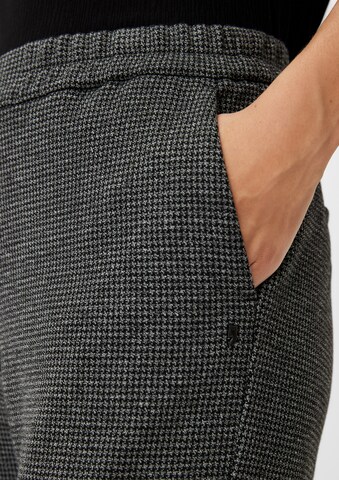 Regular Pantalon COMMA en noir