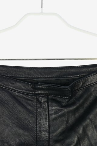 LEONARDO Pants in S in Black