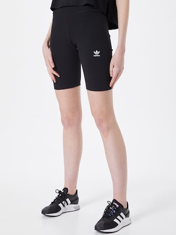 ADIDAS ORIGINALS Skinny Shorts 'Adicolor Essentials' in Schwarz: predná strana