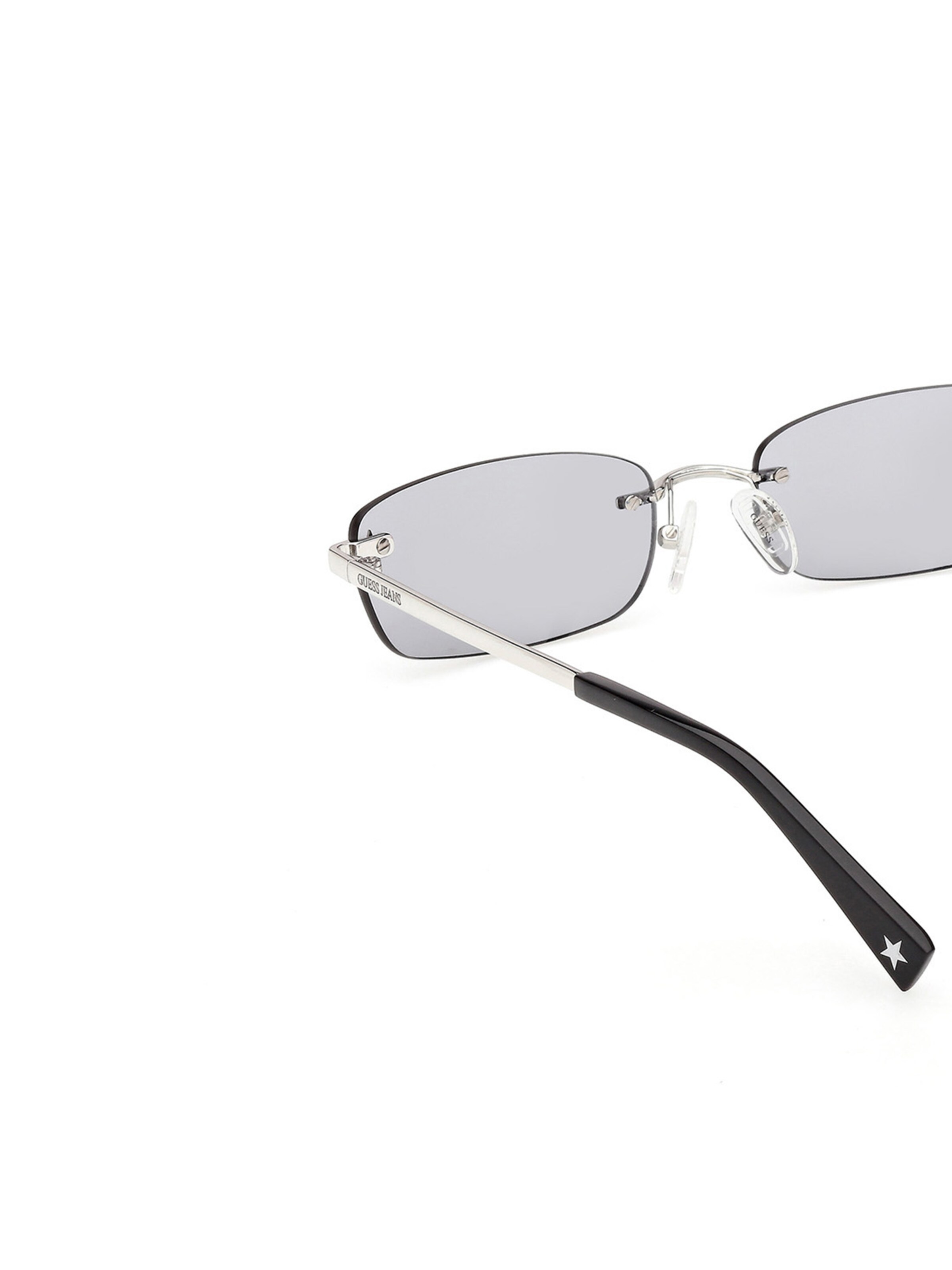 Occhiali da sole di GUESS in grigio