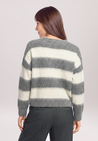 Pull-over Betty & Co en gris
