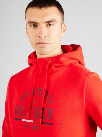 Sweat-shirt TOMMY HILFIGER en rouge