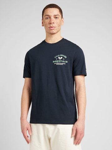 Lyle & Scott T-shirt 'Racquet Club' i blå