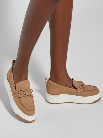 Chaussure basse 'Glide' Dune LONDON en beige