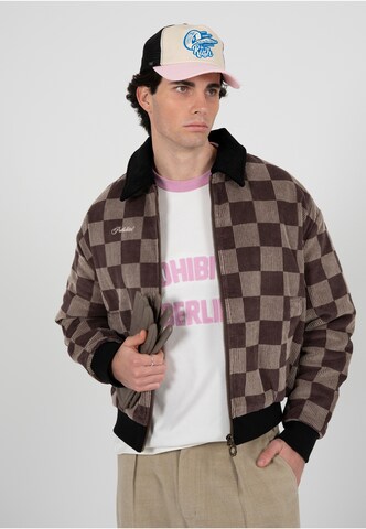 Veste mi-saison Prohibited en marron : devant